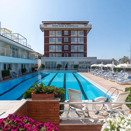 Grand Hotel & Riviera-3